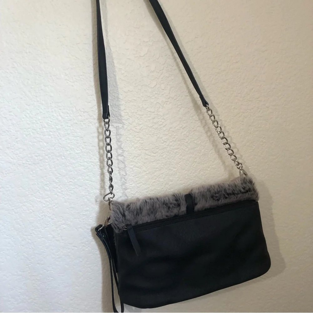Nicole Miller Faux Fur Foldover Purse Handbag Charm Black NWT $88 - Picture 6 of 13